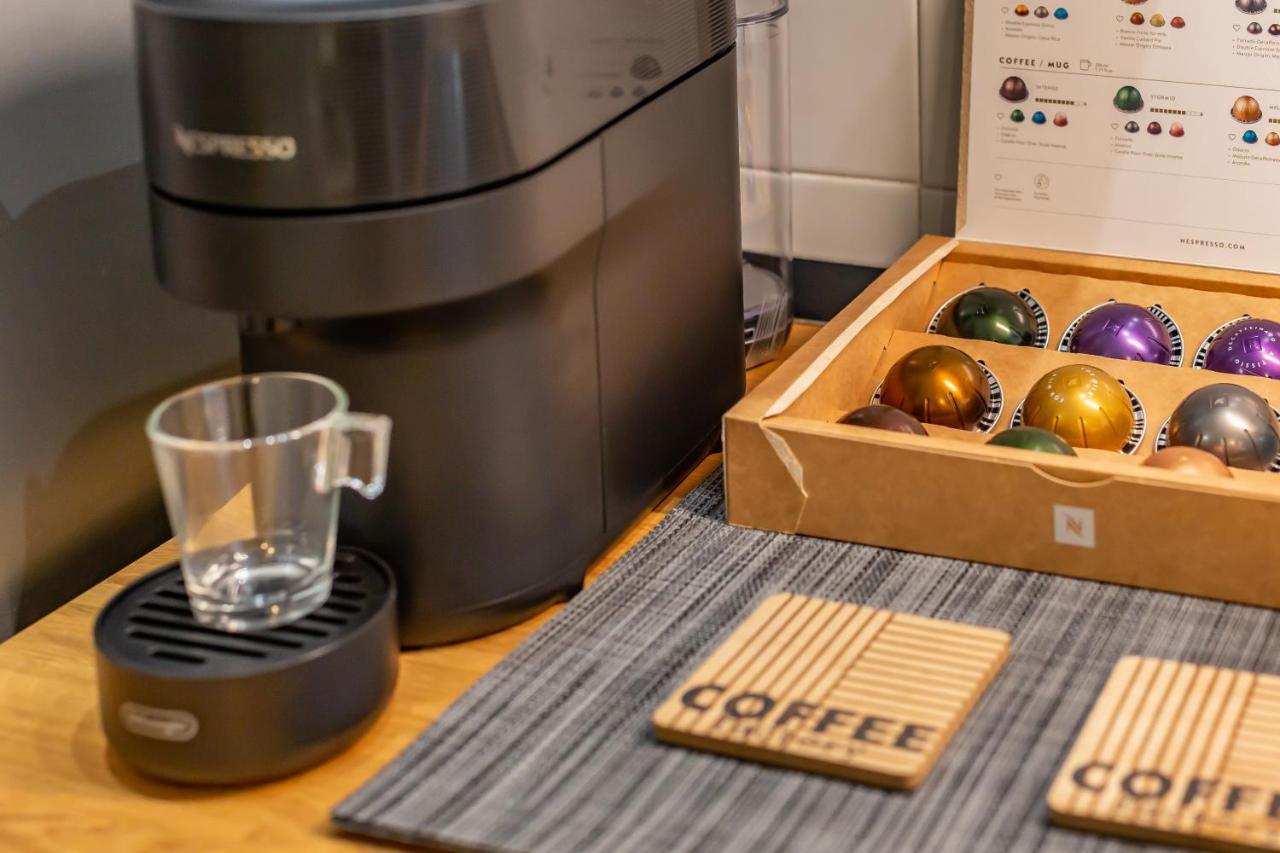 Apartamento Imperium House - Con Giardino Privato, 3 Minuti Da Metro Piazza Bologna, A-c, Roma
