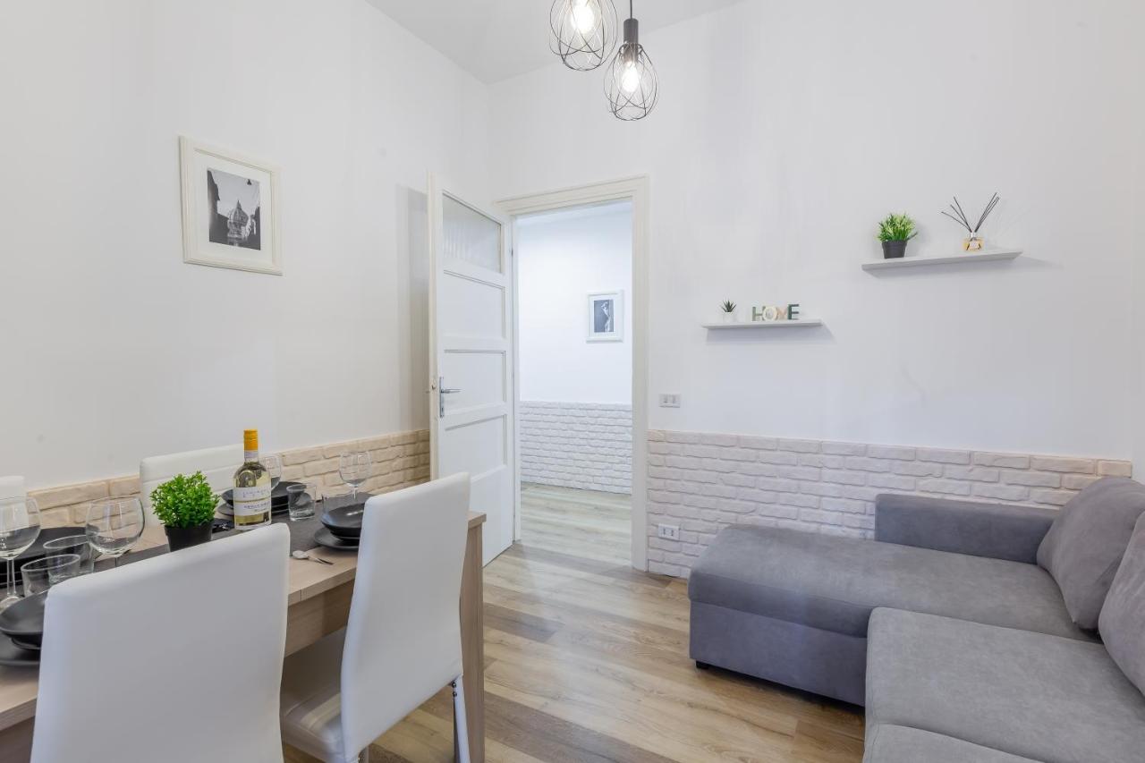 Imperium House - Con Giardino Privato, 3 Minuti Da Metro Piazza Bologna, A-c, Apartamento Roma