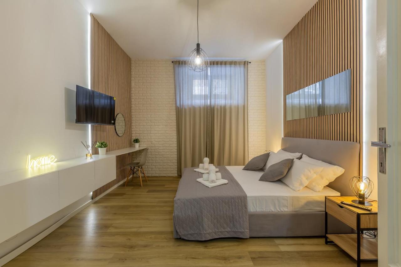 Imperium House - Con Giardino Privato, 3 Minuti Da Metro Piazza Bologna, A-c, Apartamento *